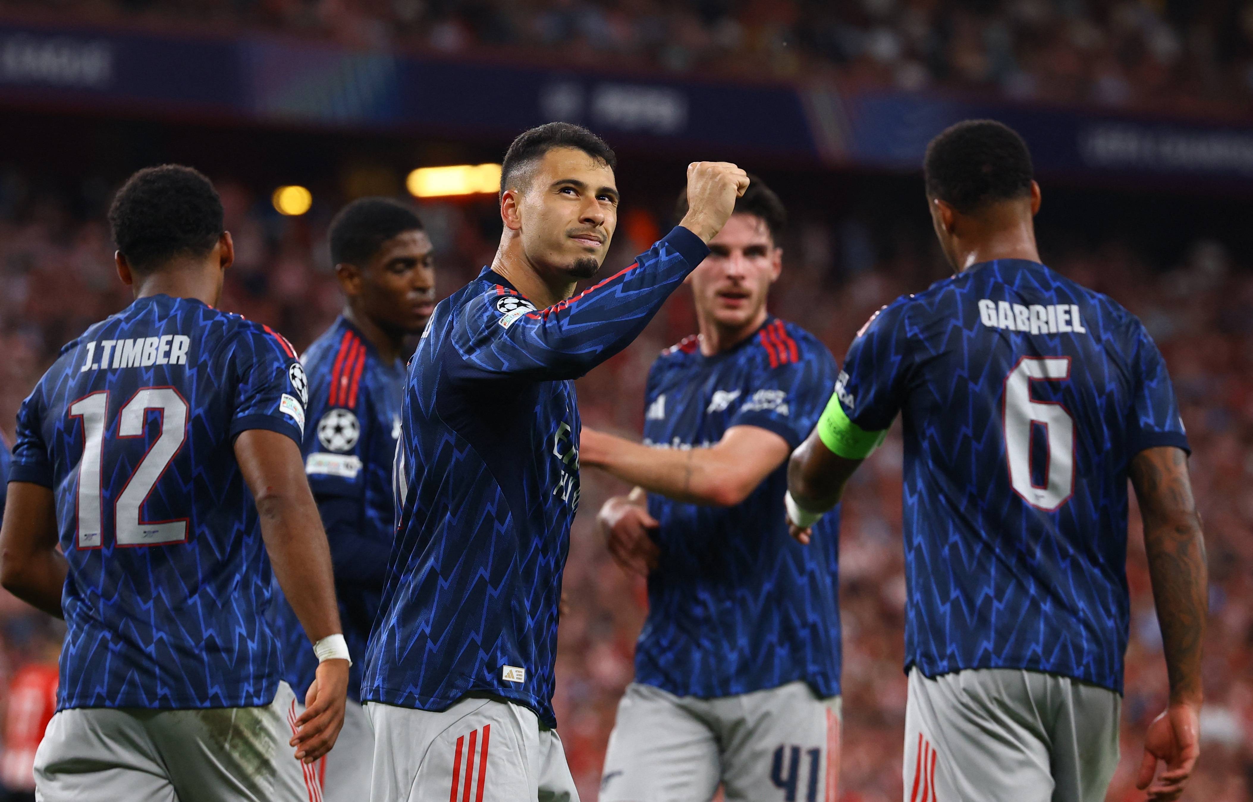 欧冠赛程吃紧；利物浦集结日止住颓势；更衣室稳定；阵容厚度经受考验的简单介绍