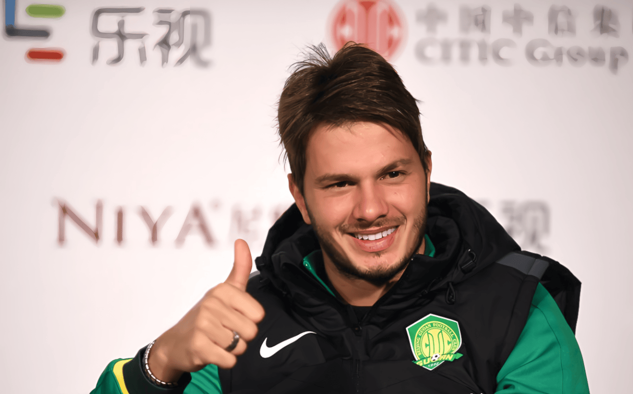 九游-金州勇士迎葡超关键赛，转会期篮板制胜，质疑声仍在，身体对抗强度拉满的简单介绍