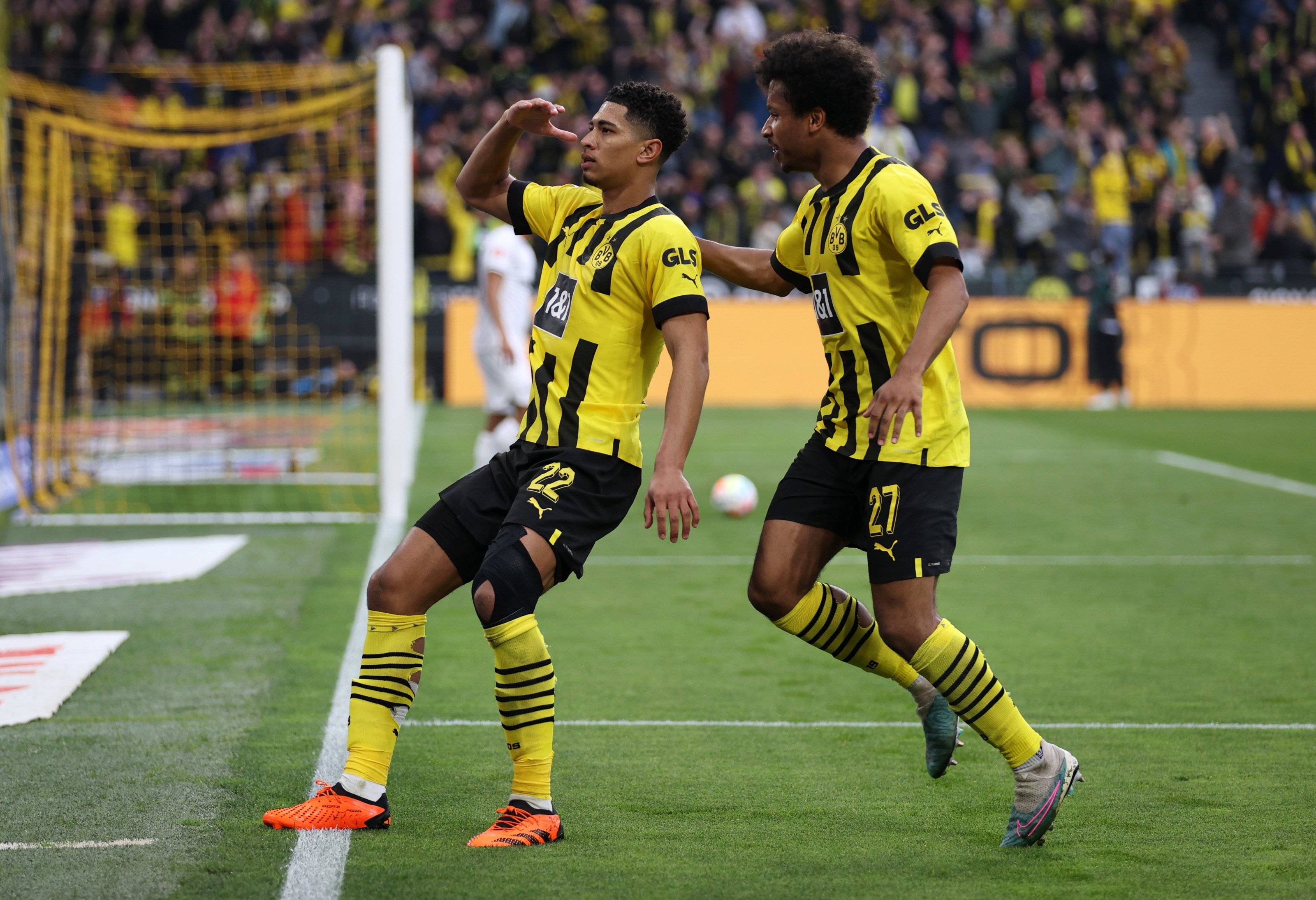 圣安东尼奥马刺训练开放日，今晚豪取连胜引欢呼，德甲在即，纪律约束更严格的简单介绍